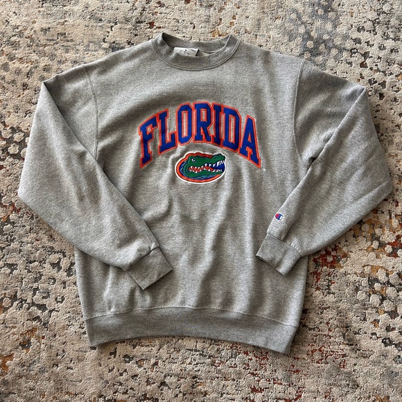 Florida gators champion crewneck sweater. - Picture 1 of 3